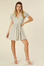 Load image into Gallery viewer, Spring Floral Dress
